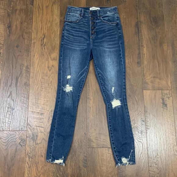 Abercrombie & Fitch Curve Love High Rise Super Skinny Ankle Distressed Jeans - Picture 1 of 4